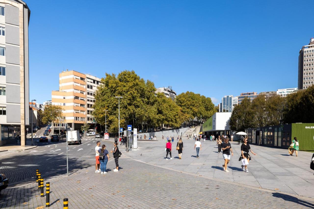Apartmán Downtown 2 Minutes By Walk To Center And Metro-Direct To Airpot T4 Porto Exteriér fotografie
