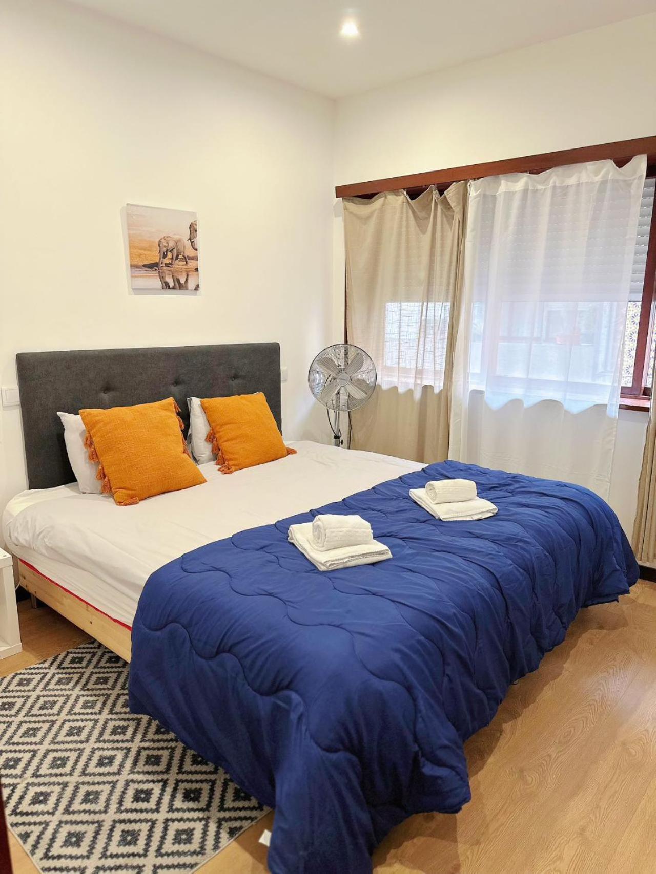 Apartmán Downtown 2 Minutes By Walk To Center And Metro-Direct To Airpot T4 Porto Exteriér fotografie